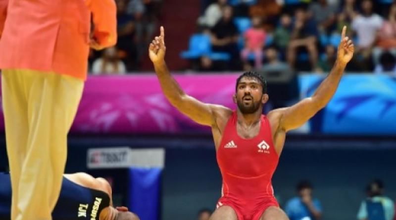 Let the late Russian's family keep London silver: Yogeshwar Dutt