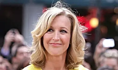 Lara Spencer’s Wedding Story Comes With A Surprising Detail