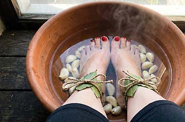Neuropathy Cases Surge as Experts Say a Common Drink May Be Doing More Damage Than Aging 