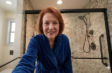 Here’s The Estimated Walk In Shower Price in 2026