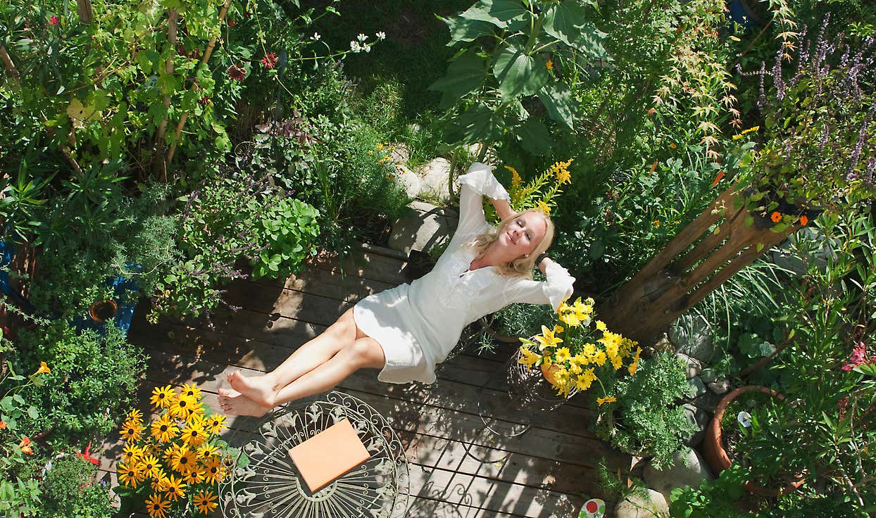 Best Gardening Hacks [Top 10 List]