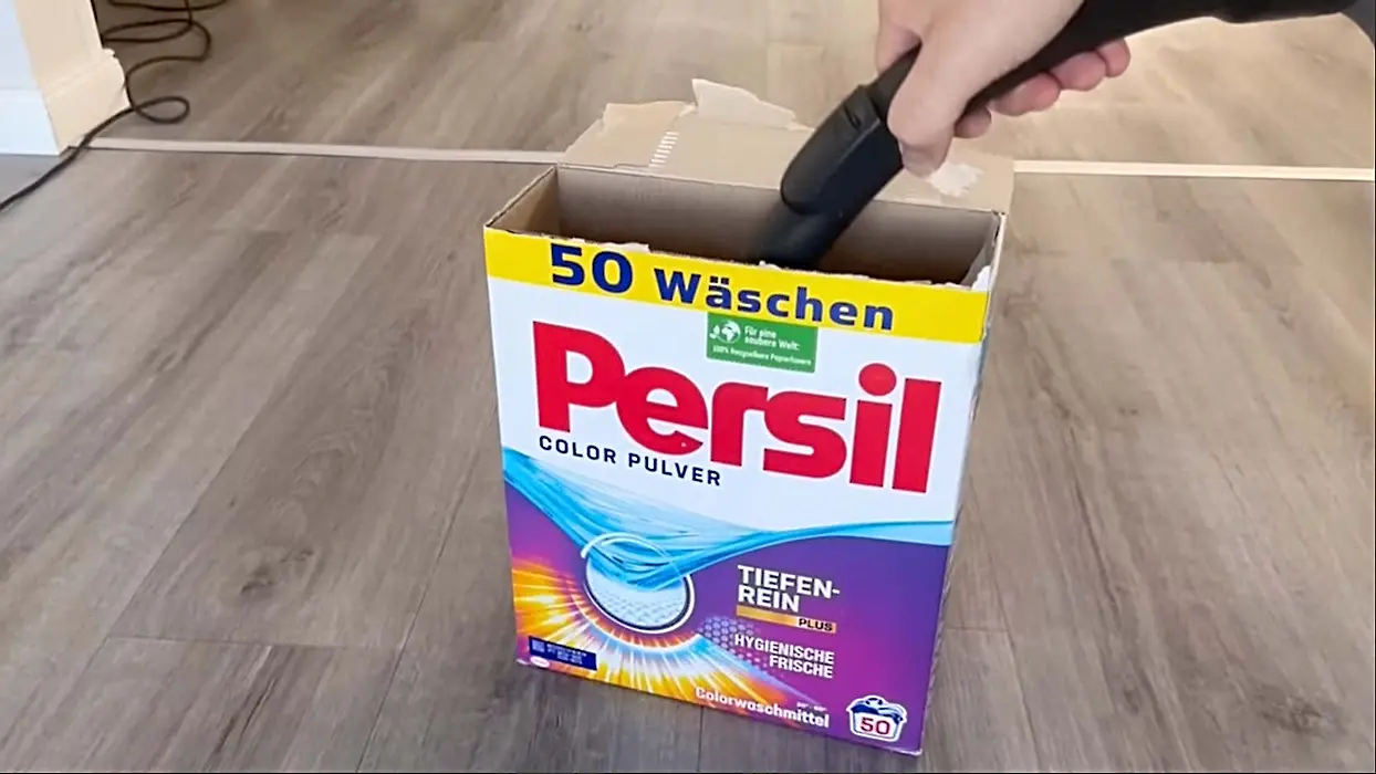 She Put Fabric Softener in Her Vacuum – What Happened Surprised Everyone!