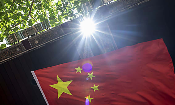 article main image
