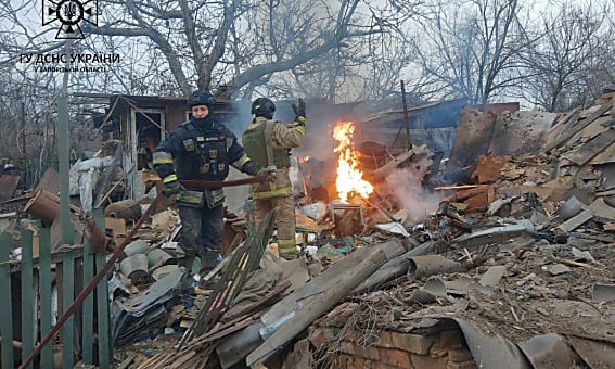 article main image