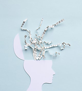 O que significa não conseguir esquecer alguém do passado, segundo a psicologia?