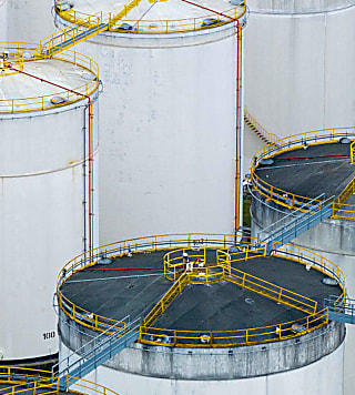 Why traders are getting nervous about Iran's $200 oil warning as the conflict drags on