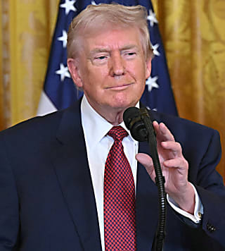 Top Canadian Leader Sticks It to Trump After Embarrassing Vote on Tariffs